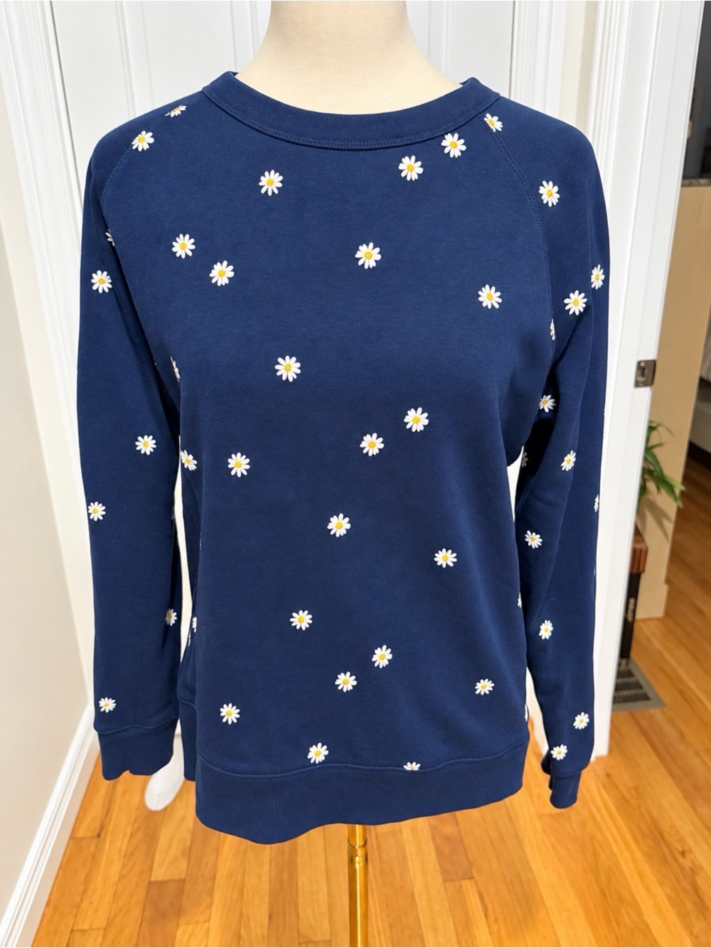 Old Navy Navy Crewneck Sweater with White Daisy Embroidery